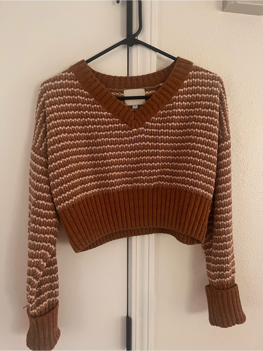 Pink Rose Cropped V-Neck Stripe Sweater in Brown and Cream